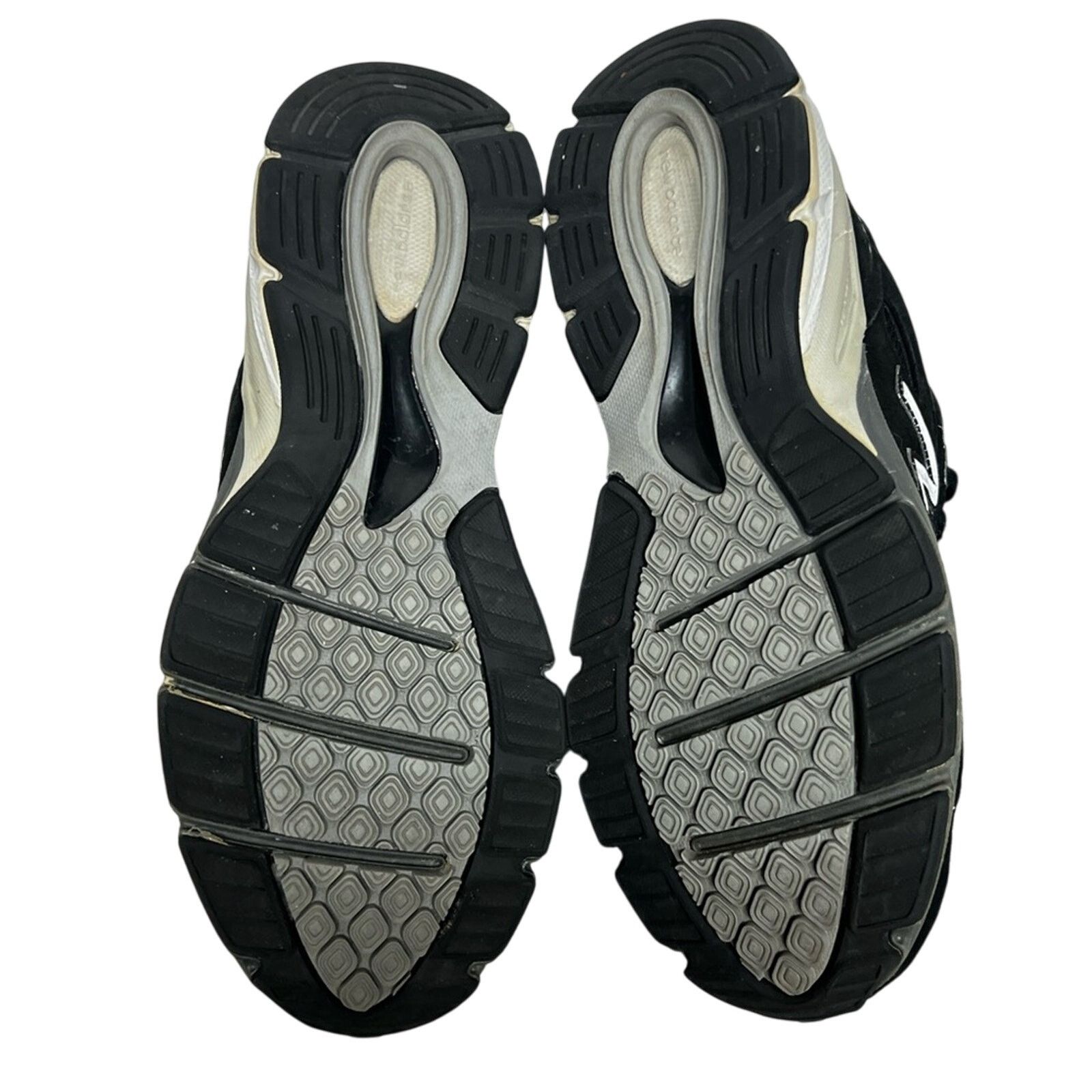New Balance New Balance 990V5 Womens Shoes 8 US Black Suede W990BK5 Size US 8 / IT 38 - 7 Thumbnail