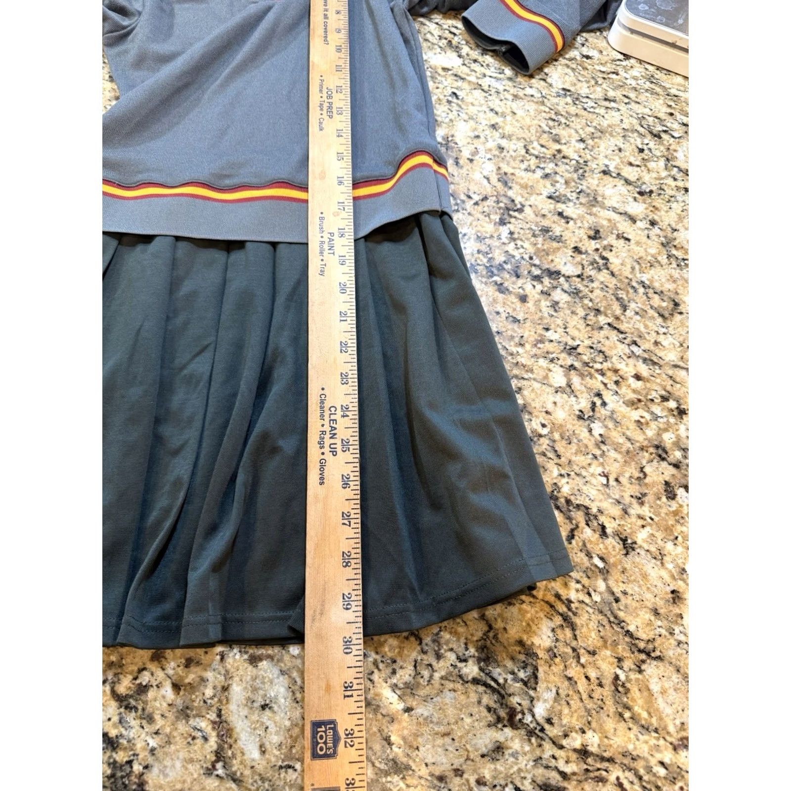 ESPIRIT Spirit Halloween Harry Potter Gryffindor Hermione Dress Girls L Gray Costume Size ONE SIZE - 5 Thumbnail