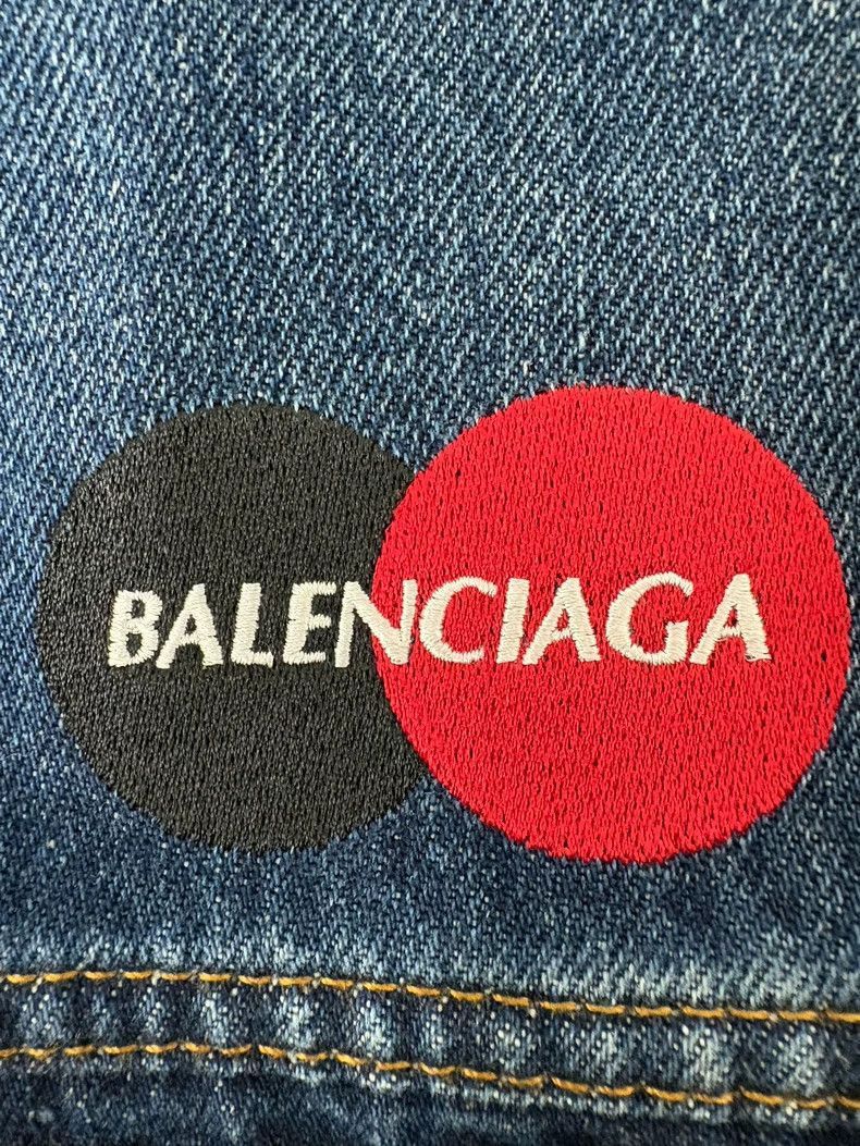 Balenciaga Balenciaga Blue Mastercard Embroidered Logo Denim Jacket-25 Size US M / EU 48-50 / 2 - 3 Thumbnail