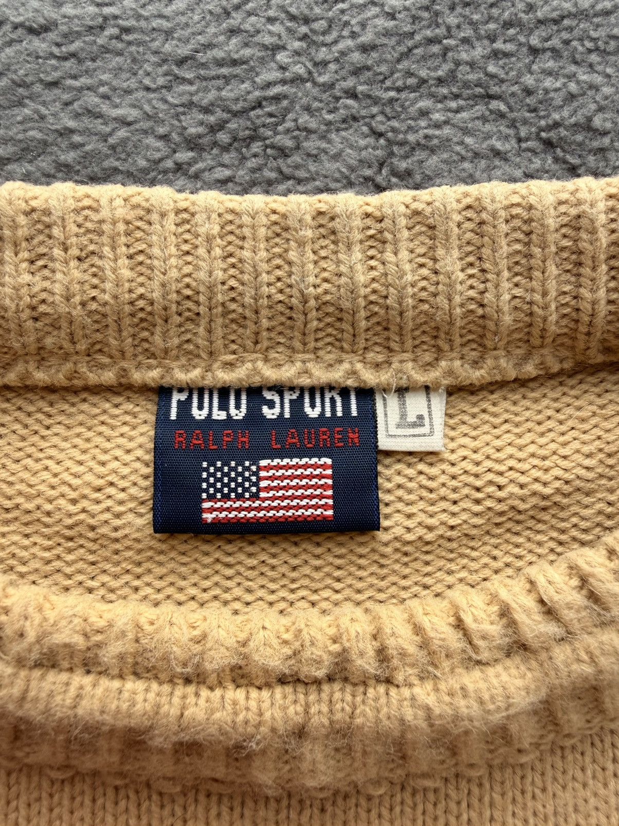 Polo Ralph Lauren Vintage Polo Ralph Lauren men’s sweater – beige – size M Size US M / EU 48-50 / 2 - 5 Thumbnail