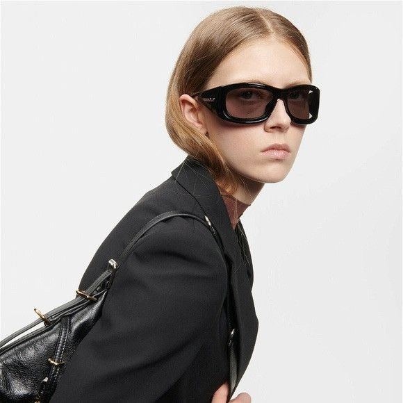 Givenchy Givenchy black sunglasses Size ONE SIZE - 1 Thumbnail