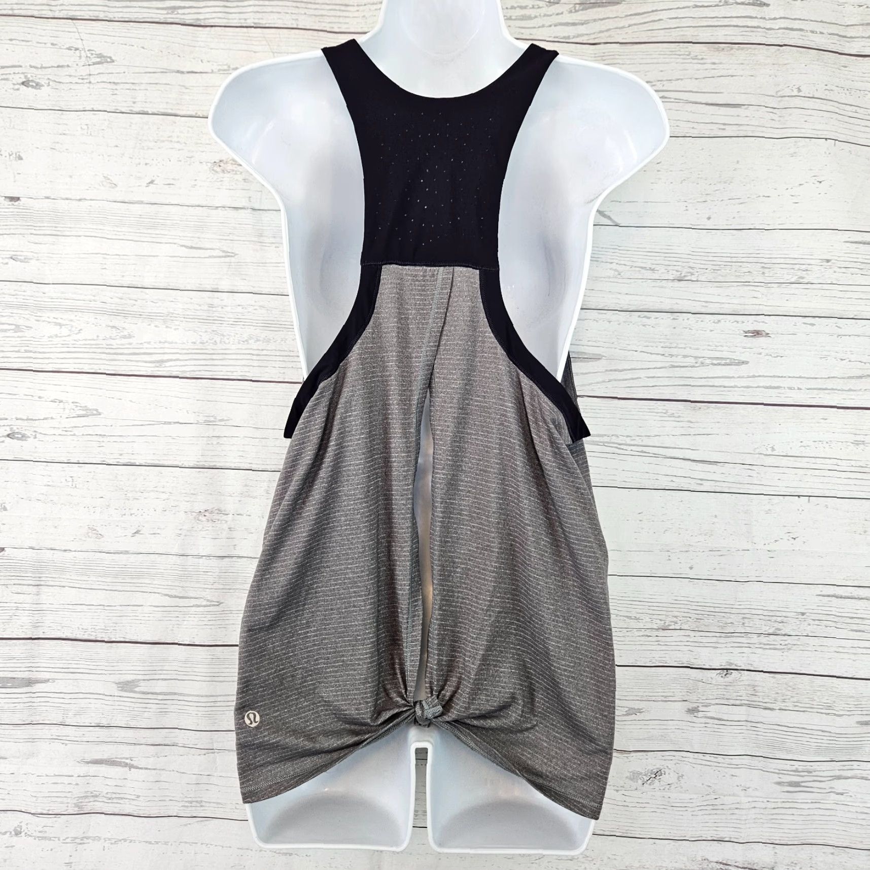 Lululemon Womens Tank Top Clip In Sz 10 Gray Blue Split Back Shirt Sleeveless Activewear Womens