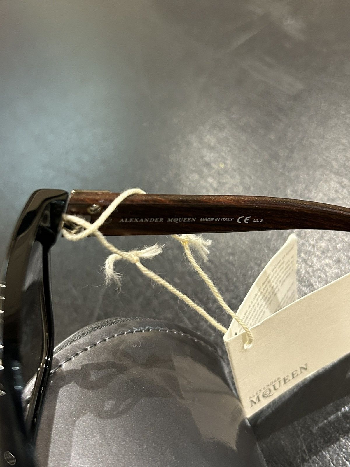 Alexander McQueen Alexander McQueen Wood Sunglasses Size ONE SIZE - 5 Thumbnail