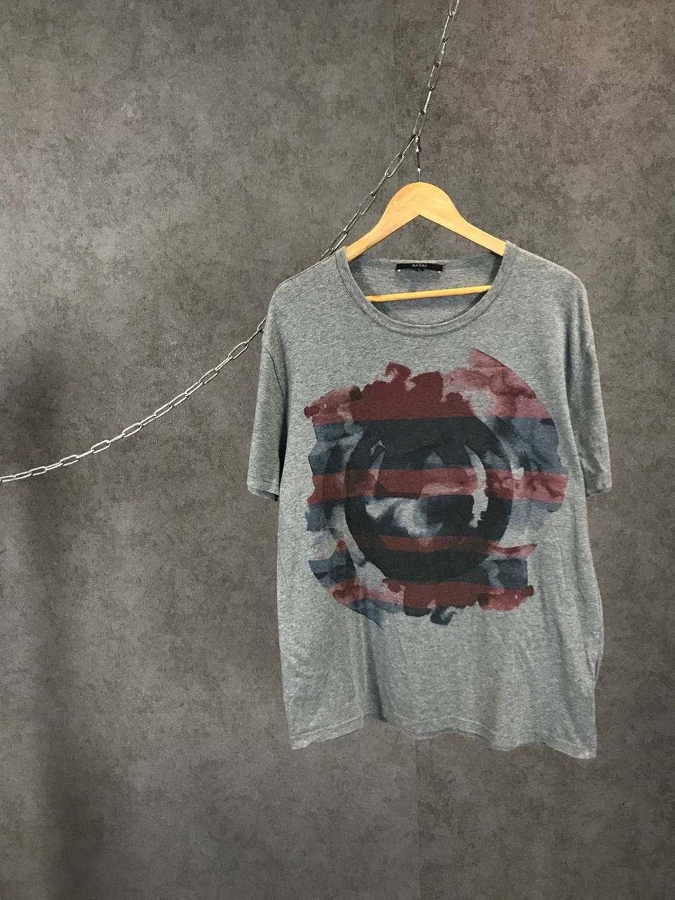 image of Gucci Vintage Designer Big Logo Tee in Grey, Men's (Size XL)