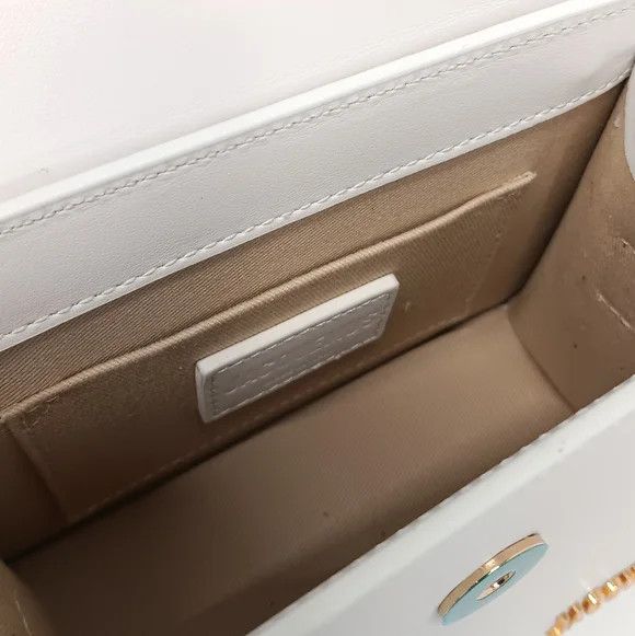 Jacquemus Jacquemus Le Chiquito Moyen Top-Handle Leather Bag - White Size ONE SIZE - 8 Thumbnail