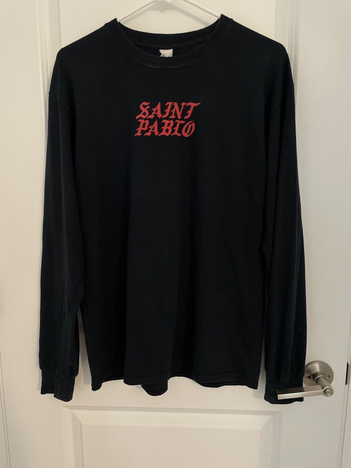 Gildan Saint Pablo “tour “ tee size medium Size US M / EU 48-50 / 2 - 1 Thumbnail