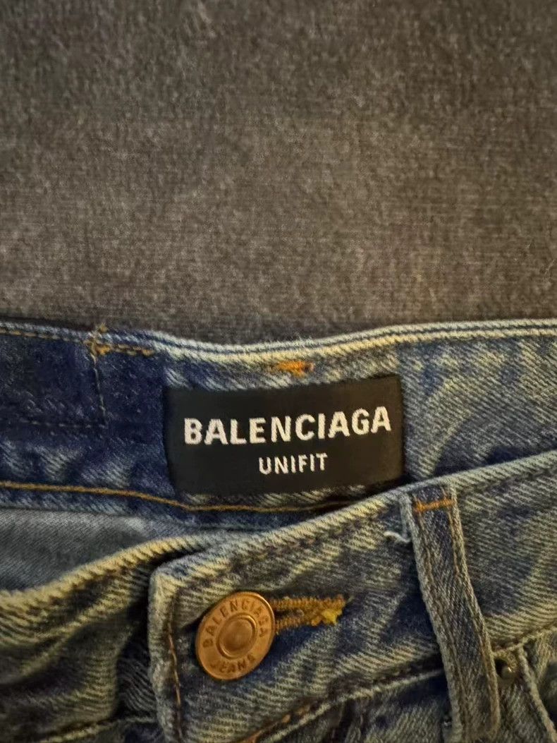 Balenciaga Balenciaga size XXS Tomorrow World Double Camouflage Cow K Size US 27 - 3 Thumbnail
