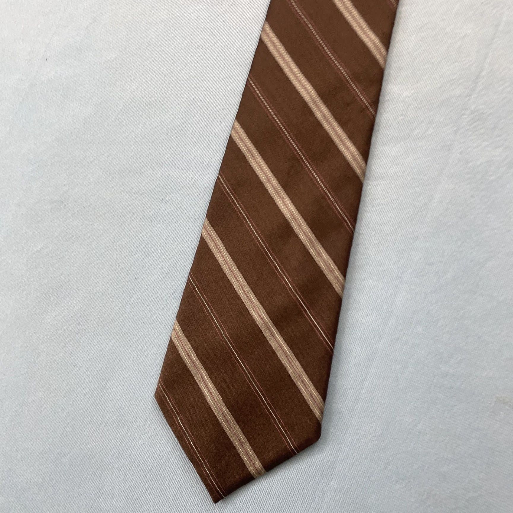 Vintage VINTAGE Imported Fabric All Silk Repp Tie Brown Western Striped Regiment vtg USA 3.2x55 Capsule Necktie Size ONE SIZE - 4 Thumbnail