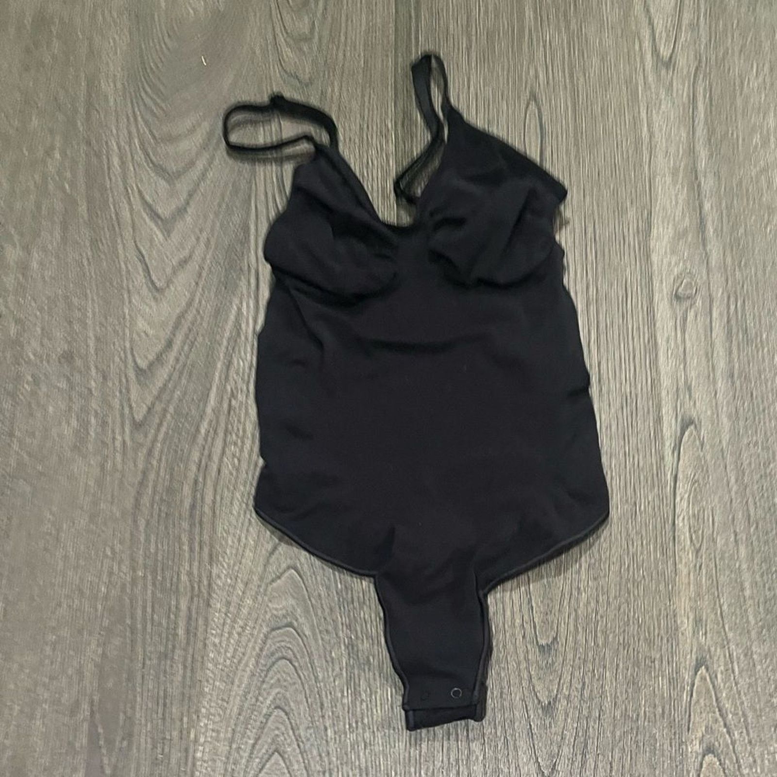 SKIMS NWOT Skims Sculpting Thong Bodysuit - Size 2X/3X Size XL / US 12-14 / IT 48-50 - 1 Thumbnail