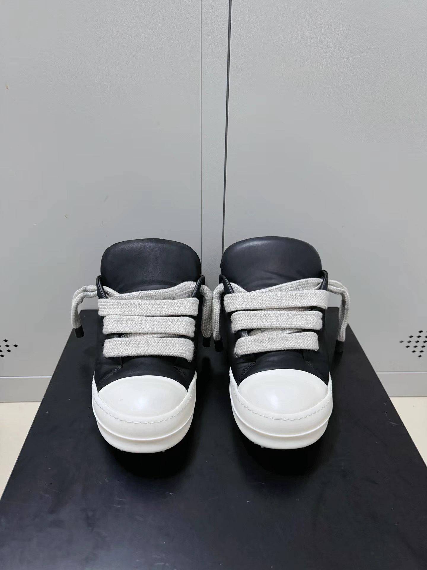 Rick Owens Rick Owens chunky lace sneakers Size US 9 / EU 42 - 2 Thumbnail