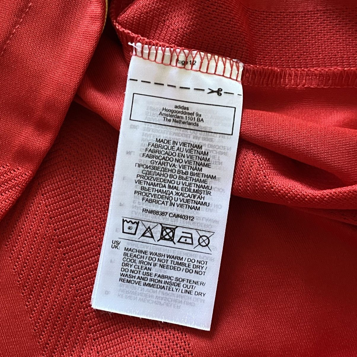 Vintage Adidas 2021/22 Manchester United Football Tee Jersey T-shirt Size US S / EU 44-46 / 1 - 10 Thumbnail