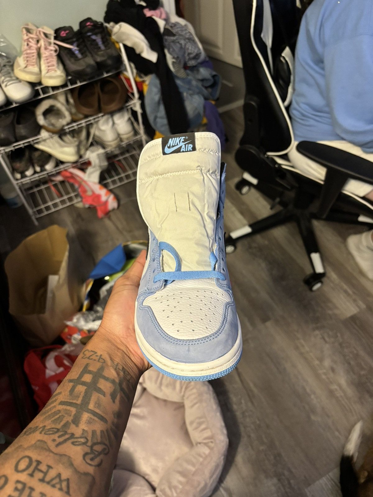 Jordan Brand Air Jordan Retro 1 High OG "University Blue" Size US 10 / EU 43 - 2 Thumbnail