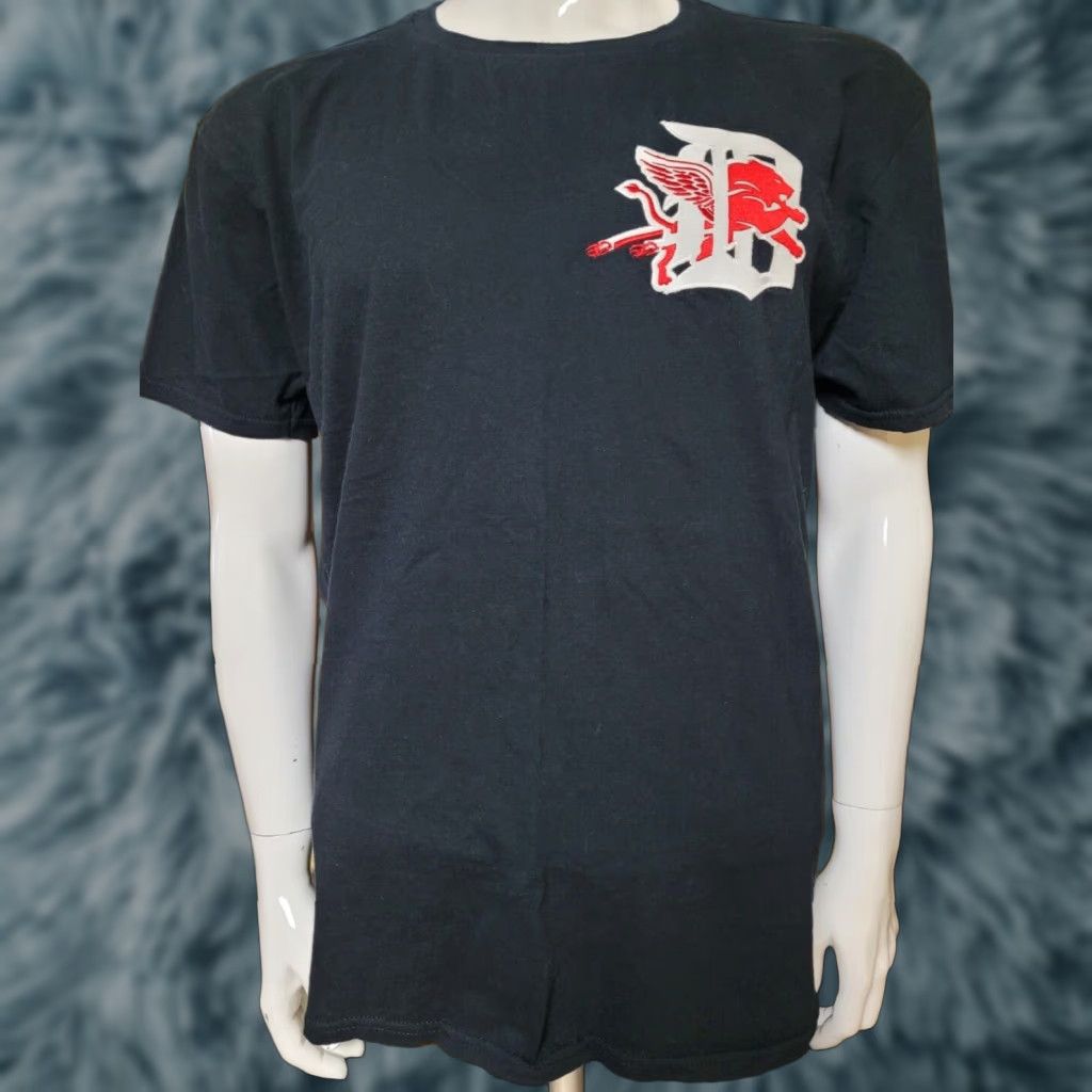 Logo 7 Bold Currency T-Shirt Detroit Sports Mashup Streetwear Hip Hop Shirt XL Black Men Crew Neck Short Sleeve 100% Cotton Graphic Tee Size US XL / EU 56 / 4 - 1 Thumbnail