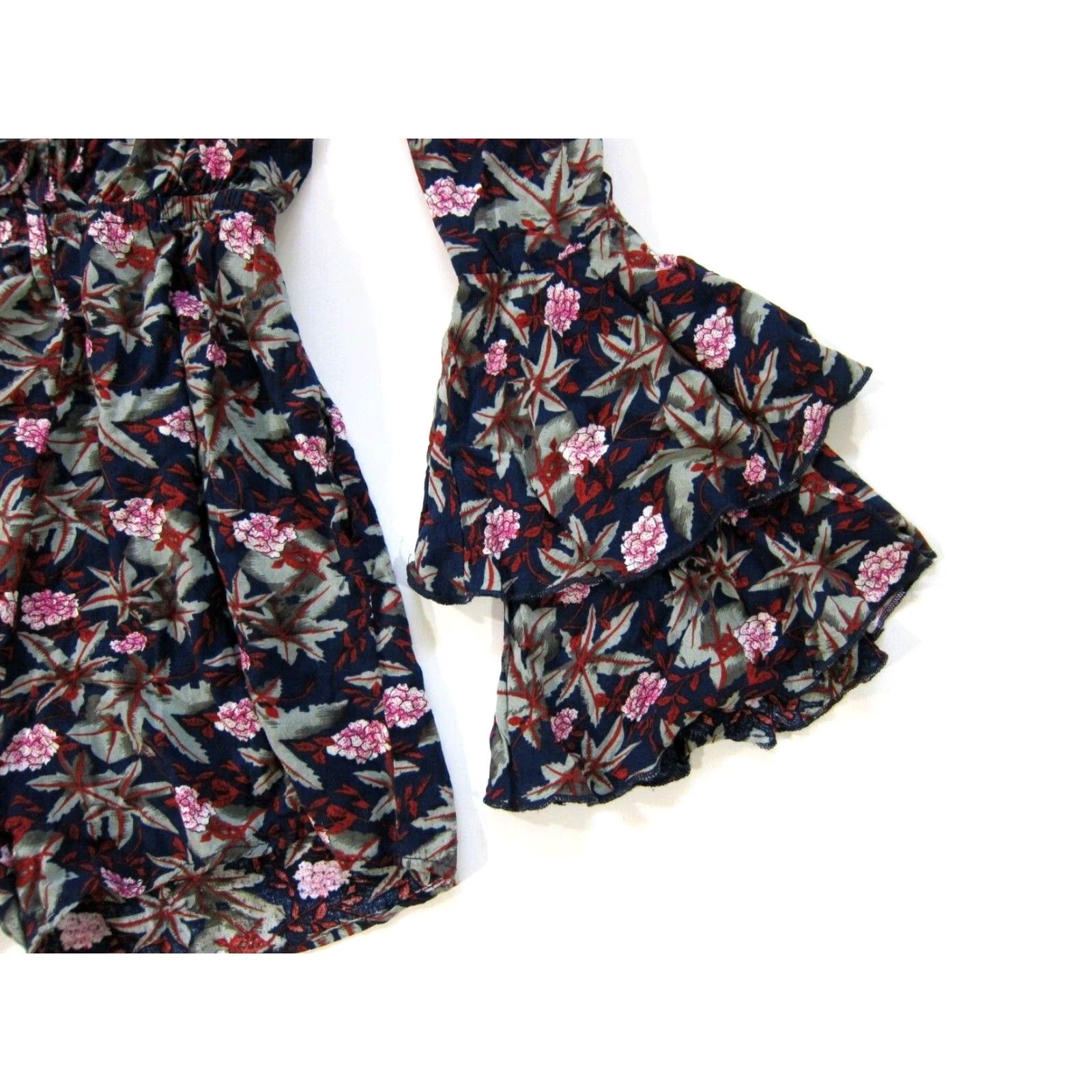 Vintage Angie Jumpsuit One-Piece Womens XS- Small Rayon Blue Floral Ruffle Flare Sleeve Short Romper 80s 90s Aloha Size 28" / US 6 / IT 42 - 6 Thumbnail