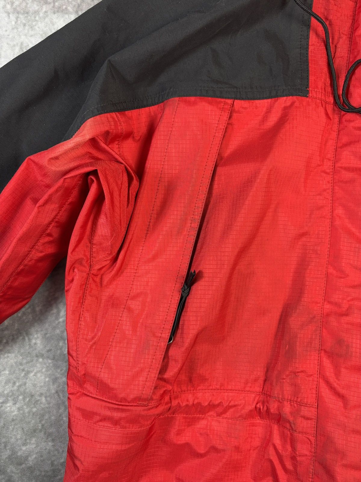 Goretex × The North Face × Vintage 1990s North Face Gore-tex Jacket Vintage TNF Shell Two Tone Size US M / EU 48-50 / 2 - 14 Thumbnail