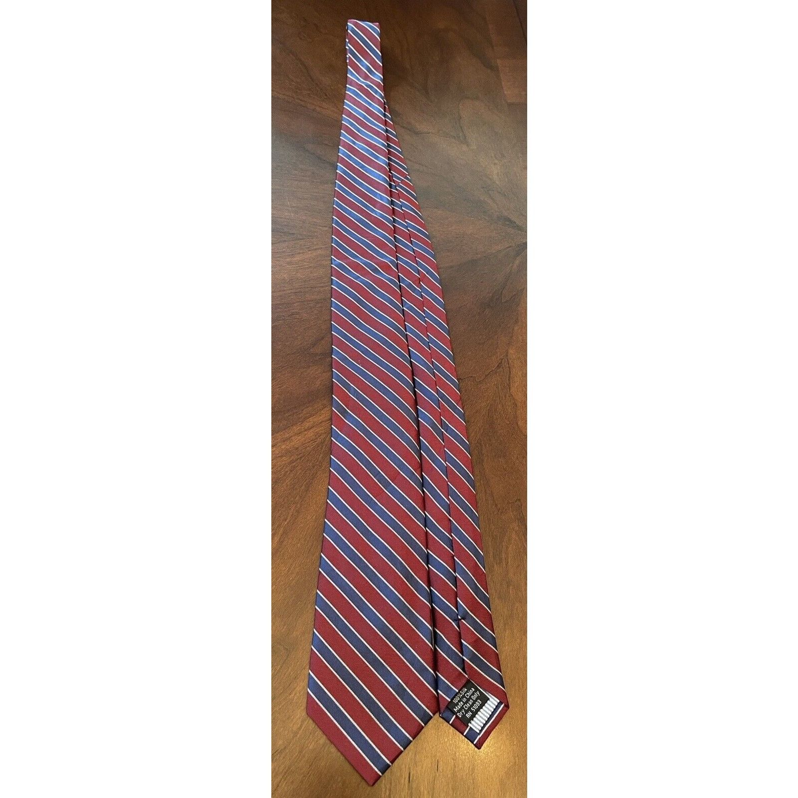 Haggar Haggar Burgundy Blue 100% Silk Men’s Neck Tie Made In China Size ONE SIZE - 3 Thumbnail