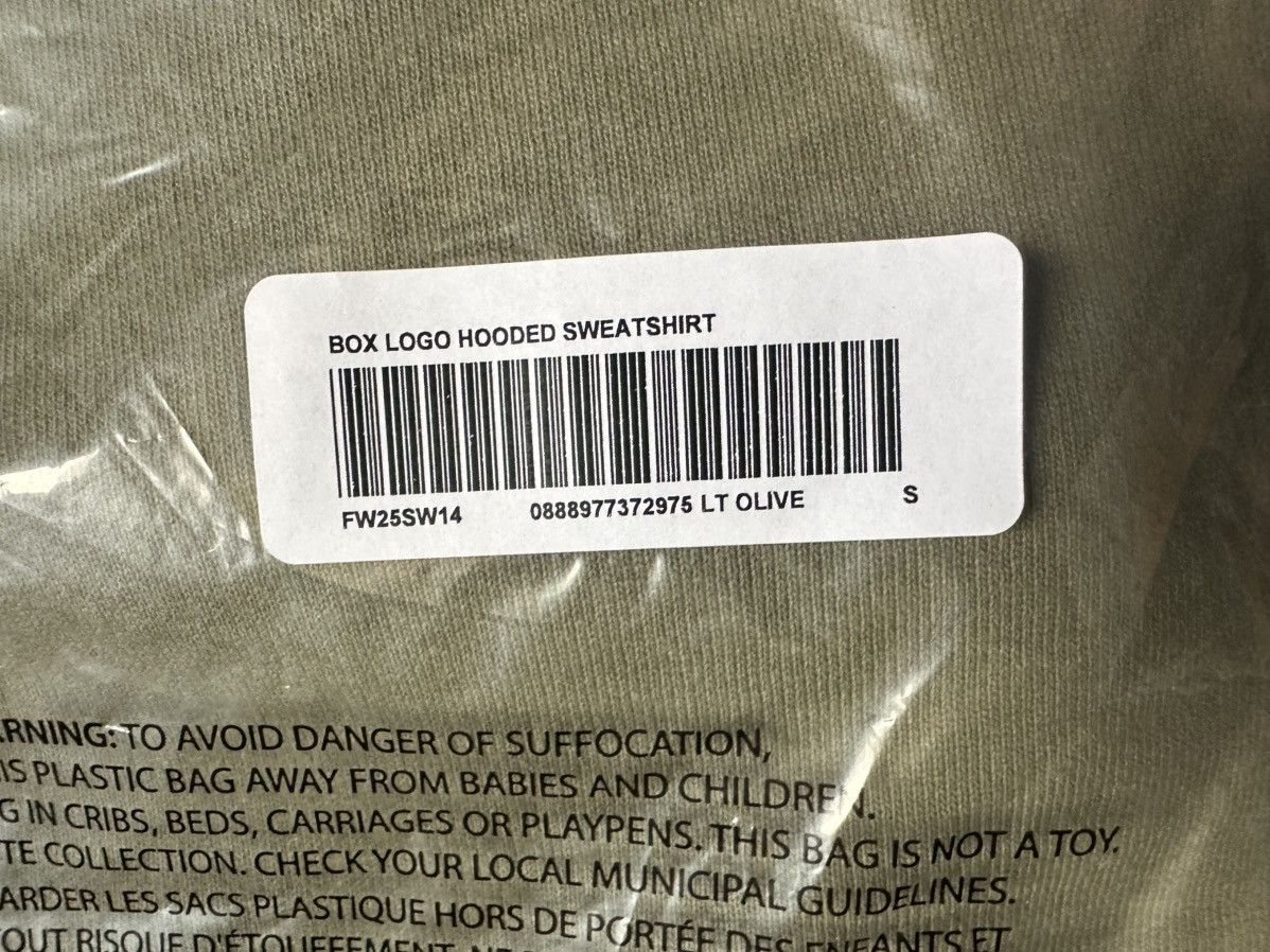 Supreme SUPREME FW25 BOX LOGO HOODED SWEATSHIRT LT OLIVE S BRAND NEW Size US S / EU 44-46 / 1 - 3 Thumbnail