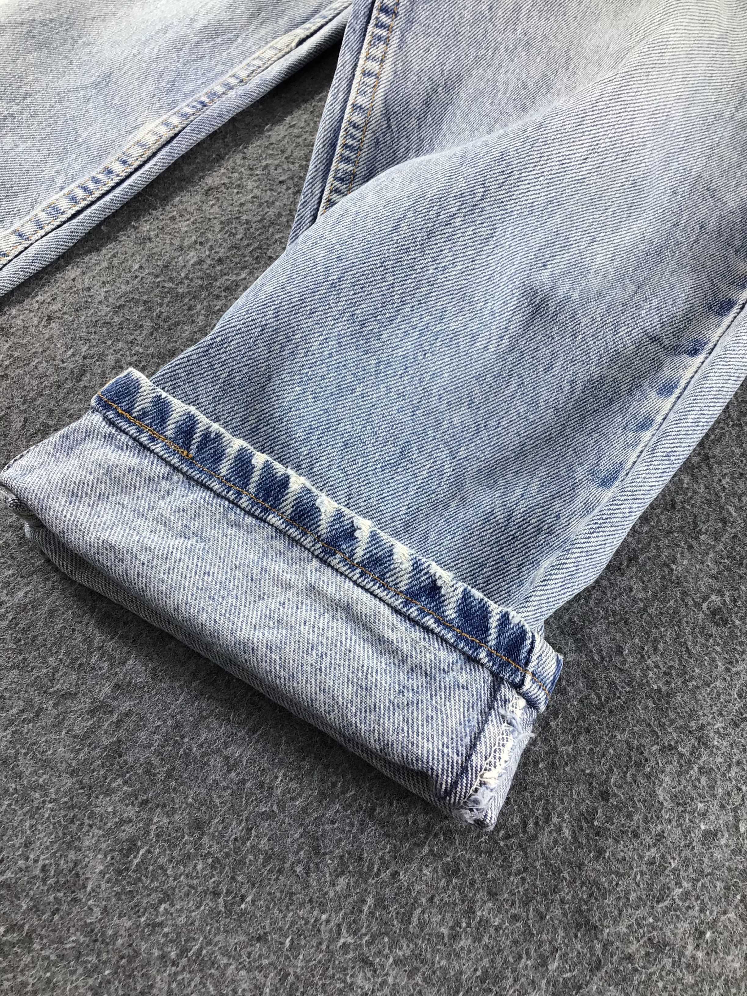 Levi's Vintage Levis 550 Jeans Faded Blue Denim -J580 Size US 34 / EU 50 - 6 Thumbnail