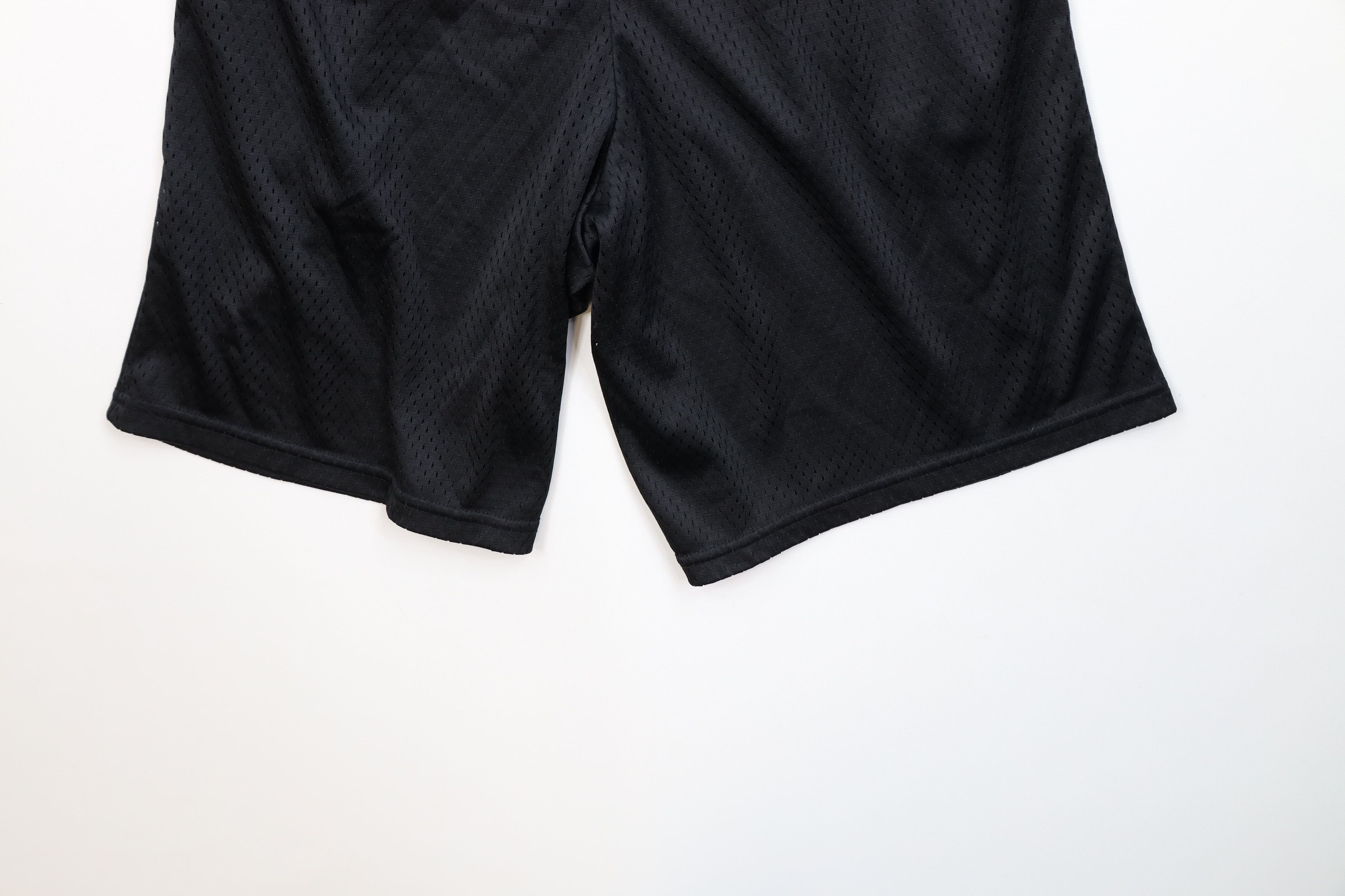 Champion Vintage Champion Logo Mesh Above Knee Shorts Black Polyester Size US 30 / EU 46 - 11 Thumbnail