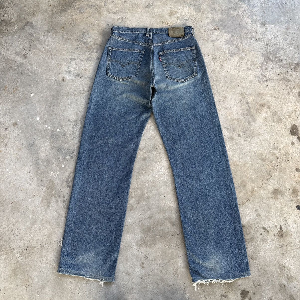 Levi's Vintage Clothing W31x33.5 Vintage Levi's 504 Faded Denim Jean Pants Size US 31 - 9 Thumbnail