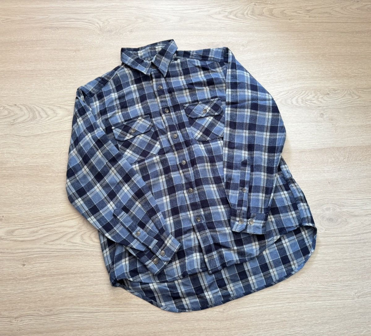 Uniqlo Vintage 00’s Uniqlo Japanese Flannel Shirt Size US M / EU 48-50 / 2 - 1 Thumbnail