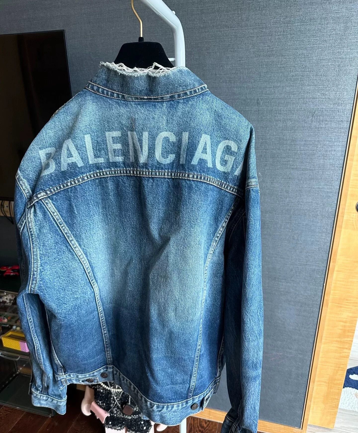 Balenciaga Balenciaga Classic Logo Denim Jacket Size US XS / EU 42 / 0 - 1 Thumbnail