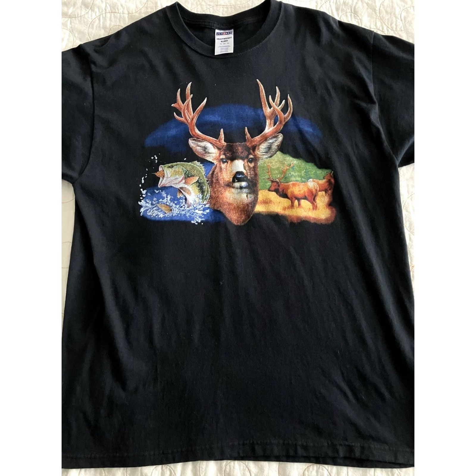 Jerzees VINTAGE JERZEES Heavyweight T-Shirt Adult XL Black Short Sleeve Fish Deer Graphic 90s Mens Size US 36 / EU 52 - 3 Thumbnail