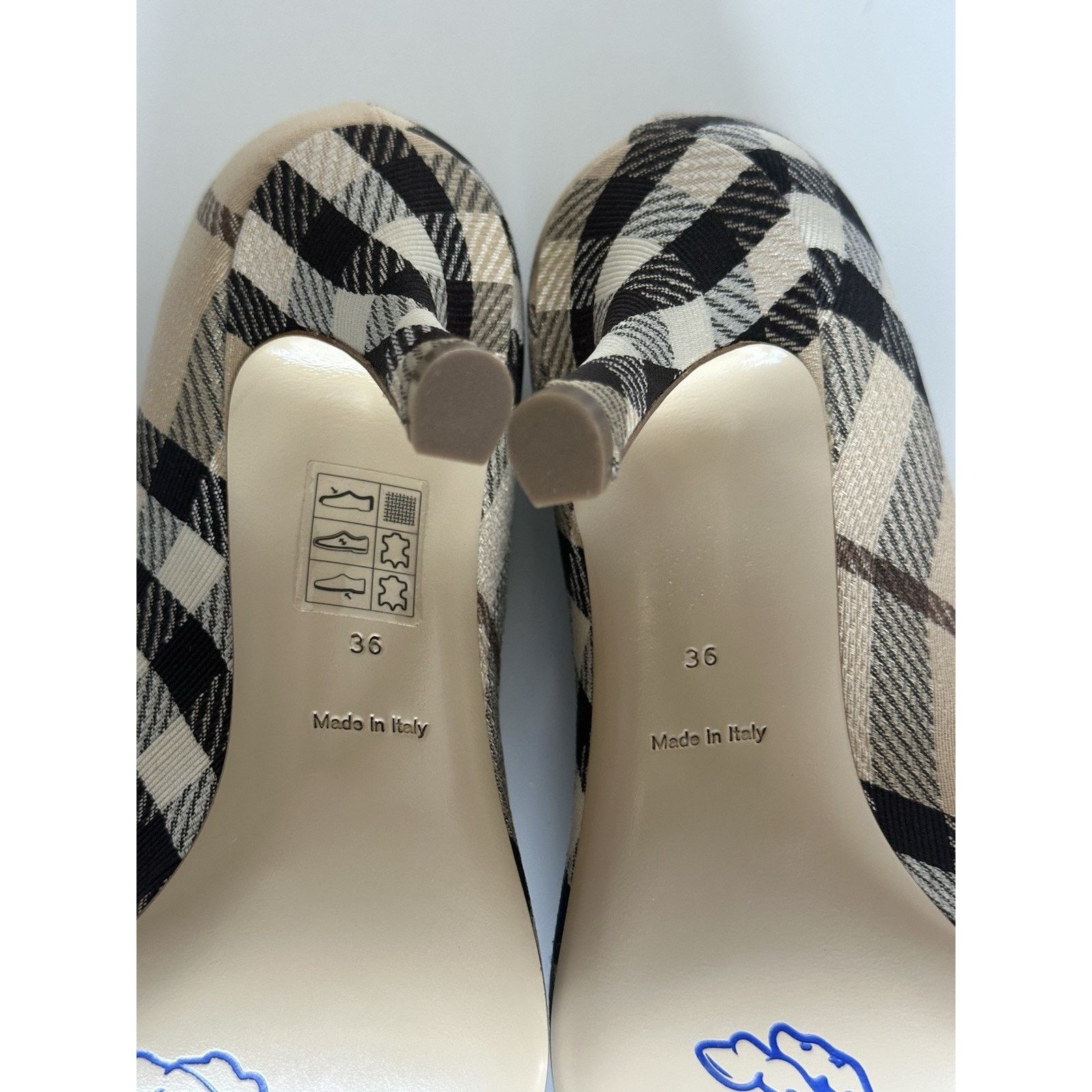 Burberry Burberry Women's Pump Alabaster IP Check Shoes 6 US 8100970 Size US 6 / IT 36 - 14 Thumbnail