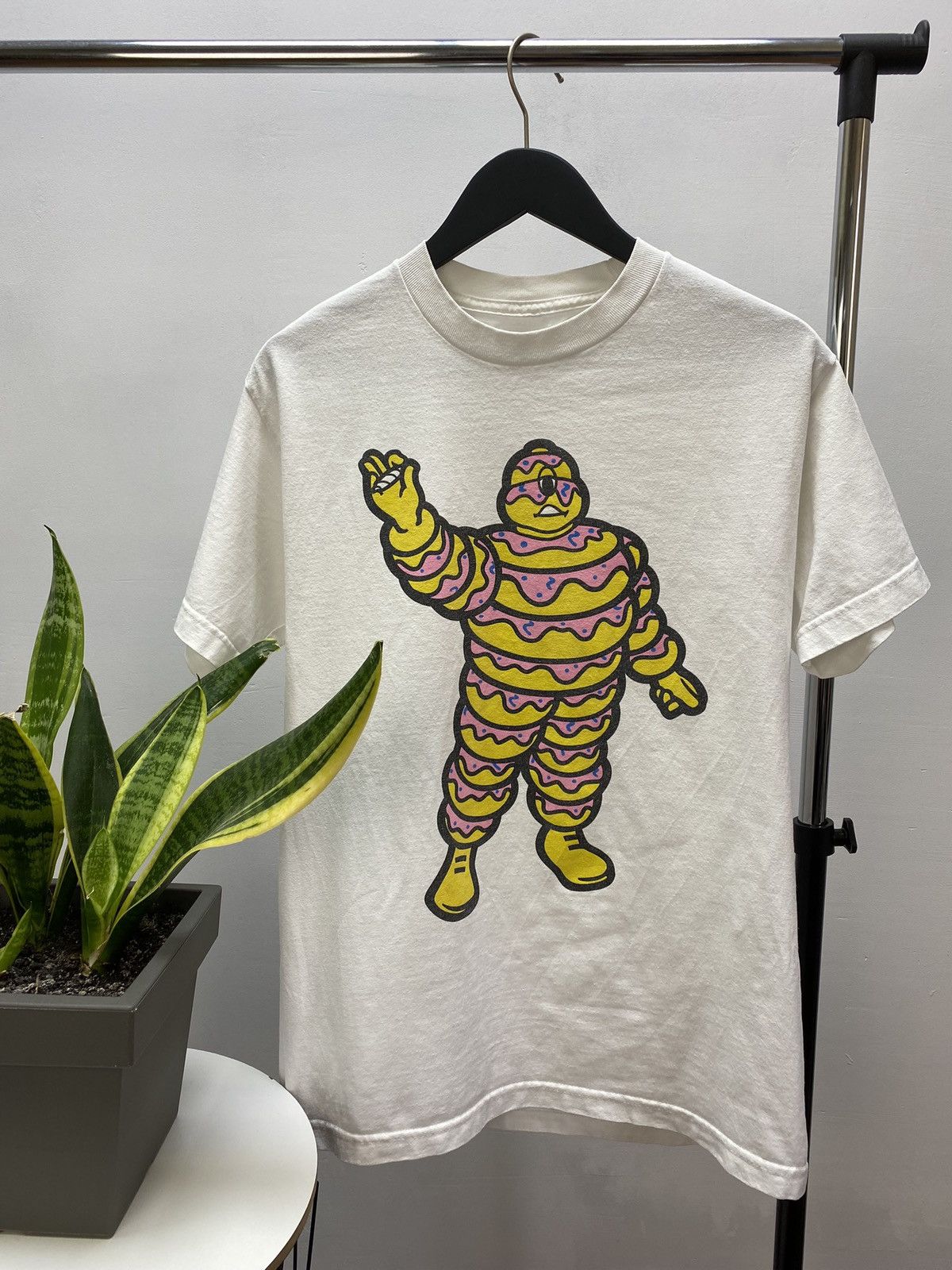 Golf Wang × Tyler The Creator OFWGKTA Golf Wang Donut Man Tyler The Creator Odd Future Size US M / EU 48-50 / 2 - 1 Thumbnail