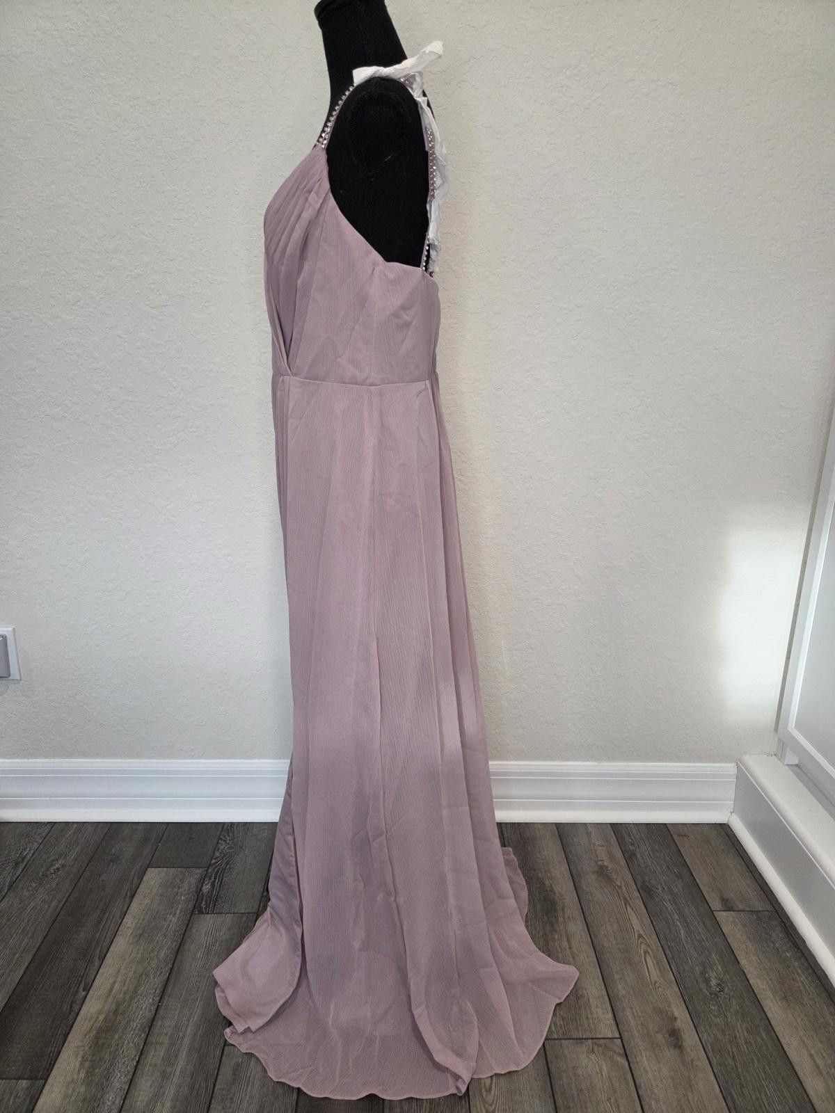Designer David's Bridal Bridesmaid Dress with Beaded Straps - NWT Size XL / US 12-14 / IT 48-50 - 7 Thumbnail