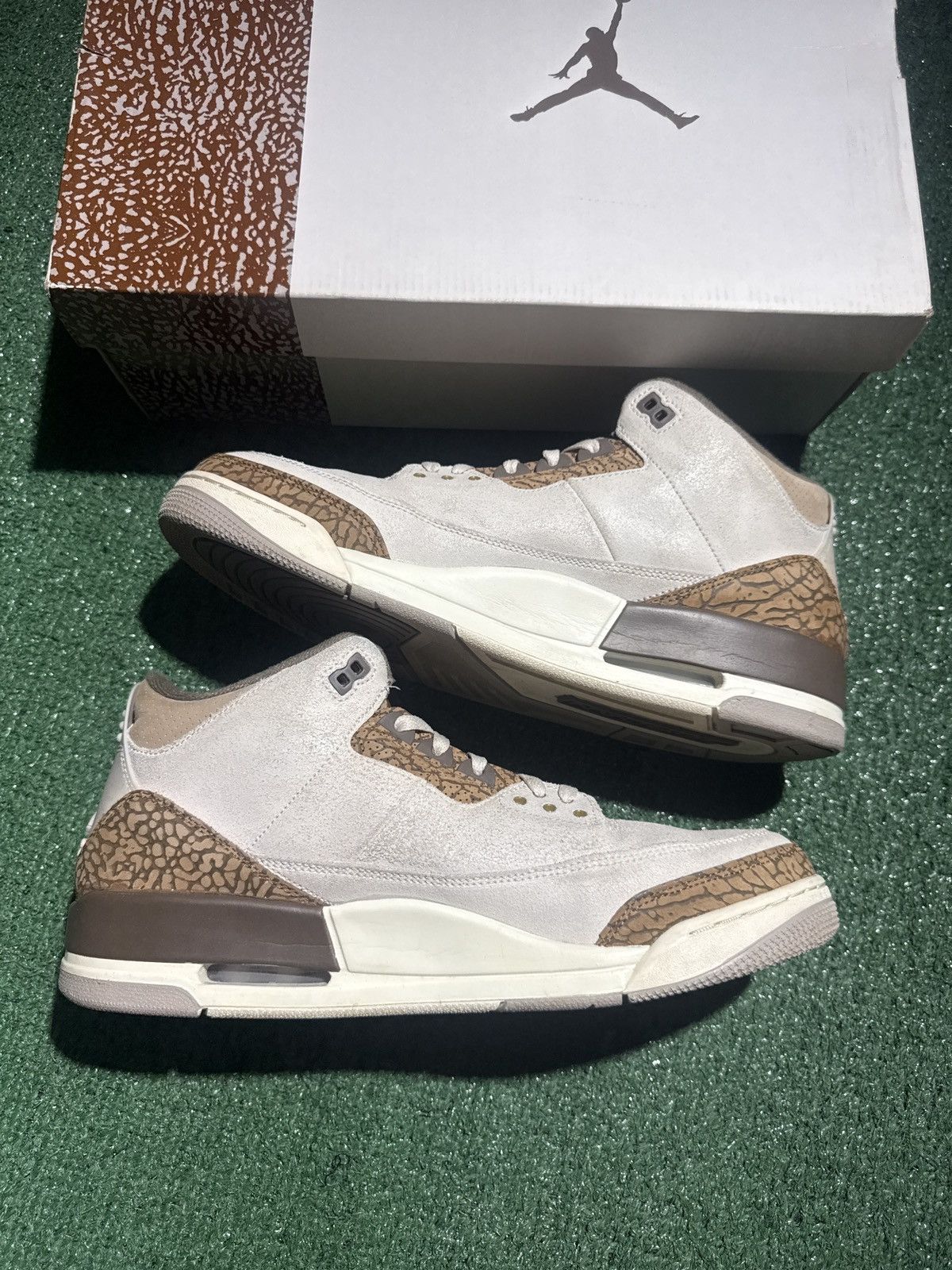 Jordan Brand Jordan 3 Palomino Size US 13 / EU 46 - 2 Thumbnail