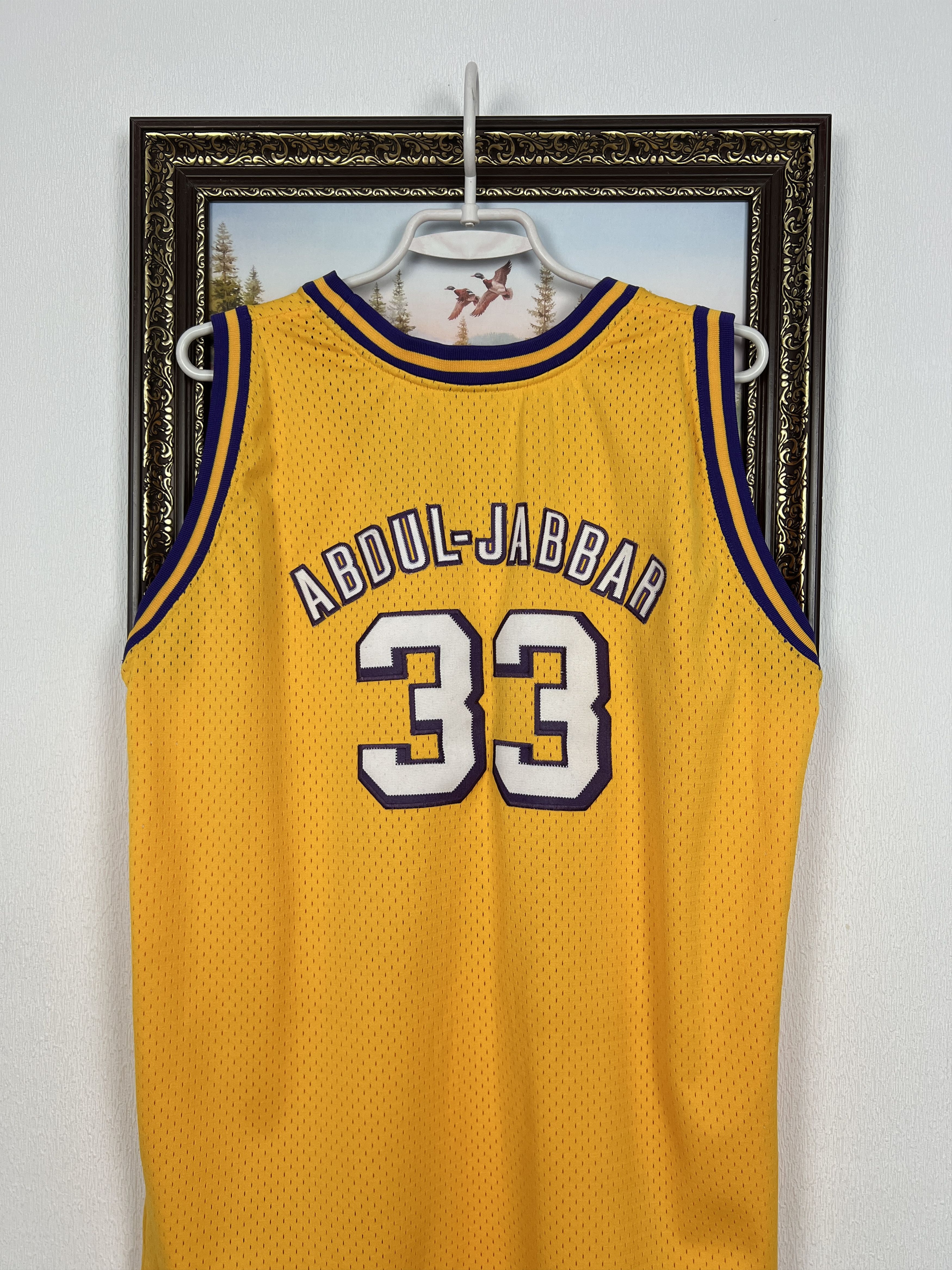 Champion Champion Europe KAREEM ABDUL-JABBAR Lakers Jersey Size US M / EU 48-50 / 2 - 9 Thumbnail