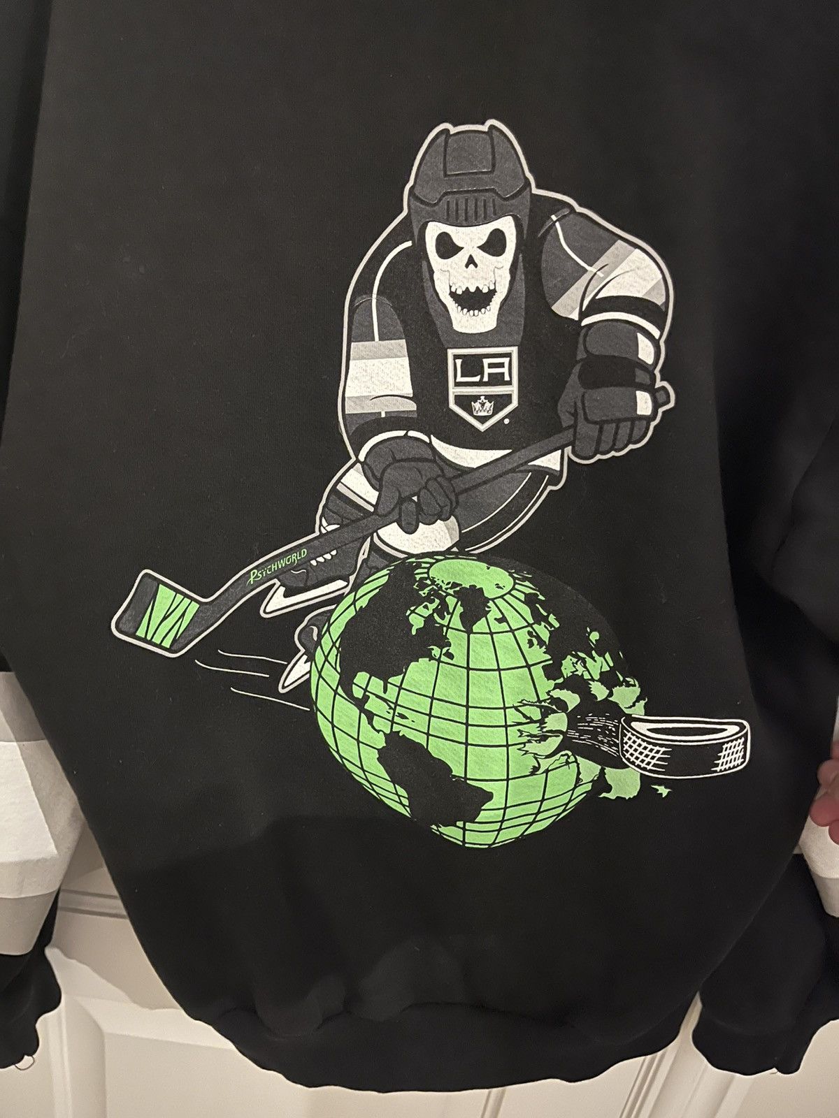 Psychworld LA Kings x Psychworld Hoodie Size US L / EU 52-54 / 3 - 5 Thumbnail