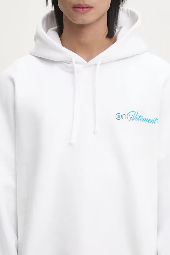 Vetements o1h1sh10525 Oversized Hoodie in White Size US M / EU 48-50 / 2 - 4 Thumbnail