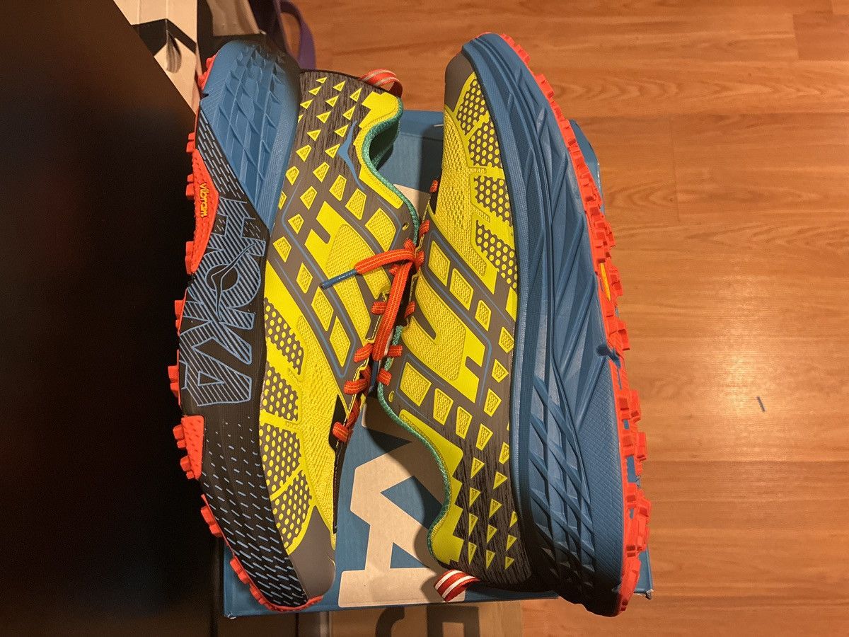 Hoka Hoka speedgoat Size US 10.5 / EU 43-44 - 3 Thumbnail