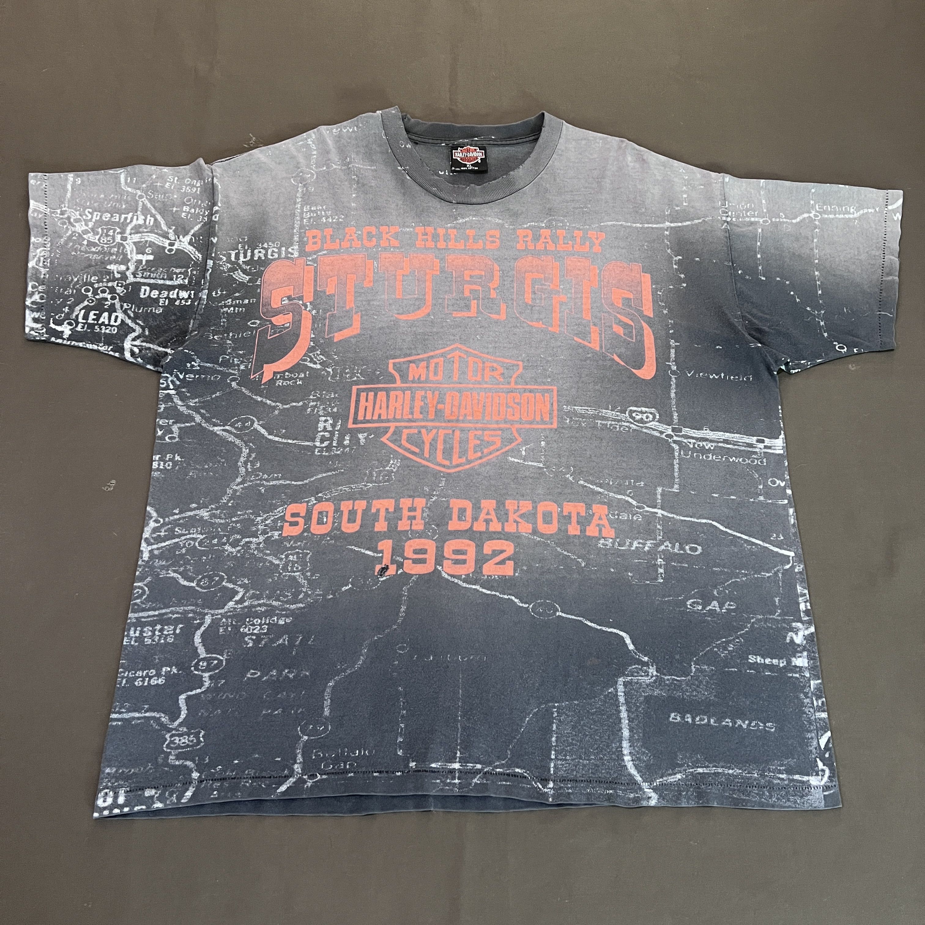 Vintage 90s Harley Davidson All Over Print XL Thrashed Faded