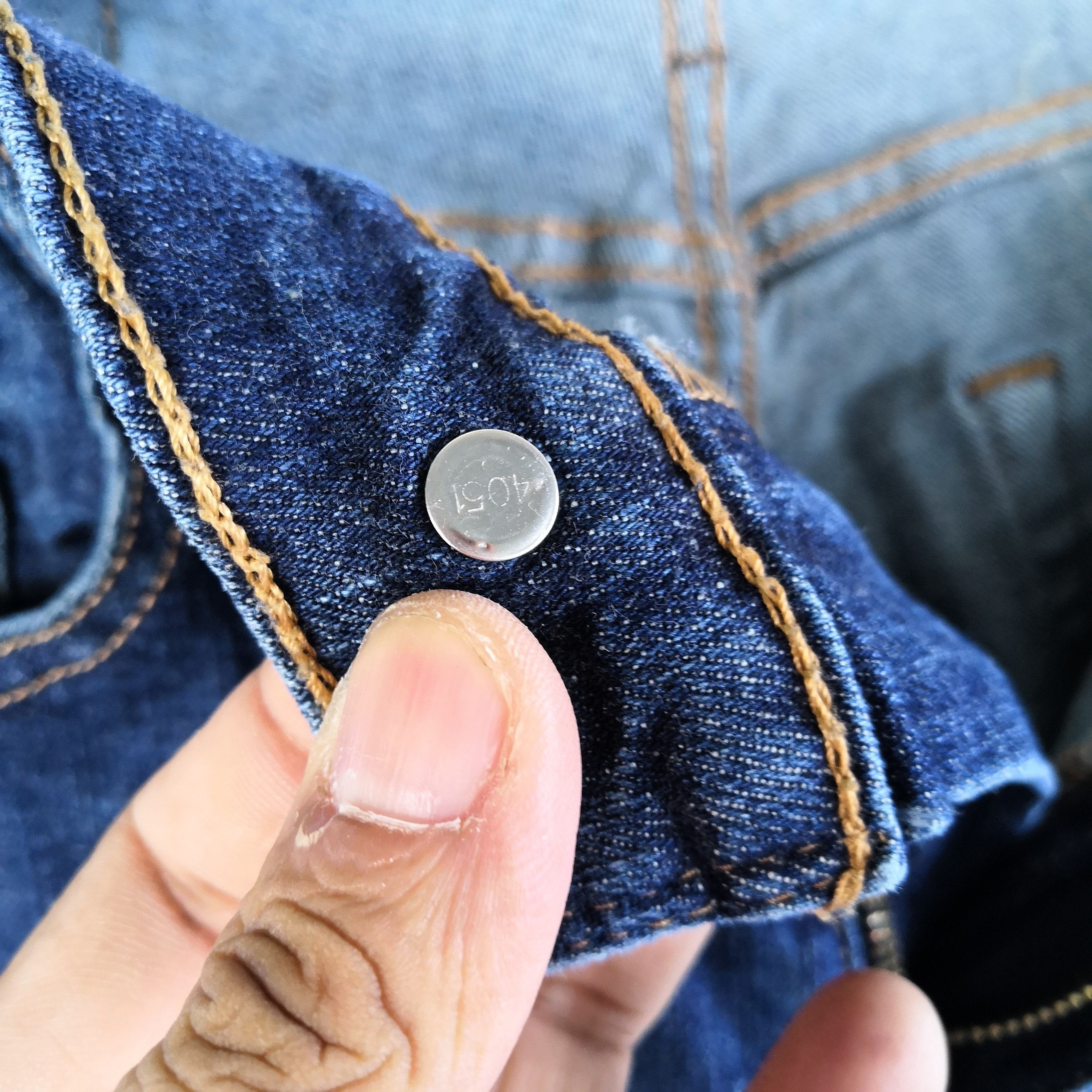 Levi's Vintage Levis 505 Distresses Denim Levi's Faded Jeans Size US 30 / EU 46 - 9 Thumbnail