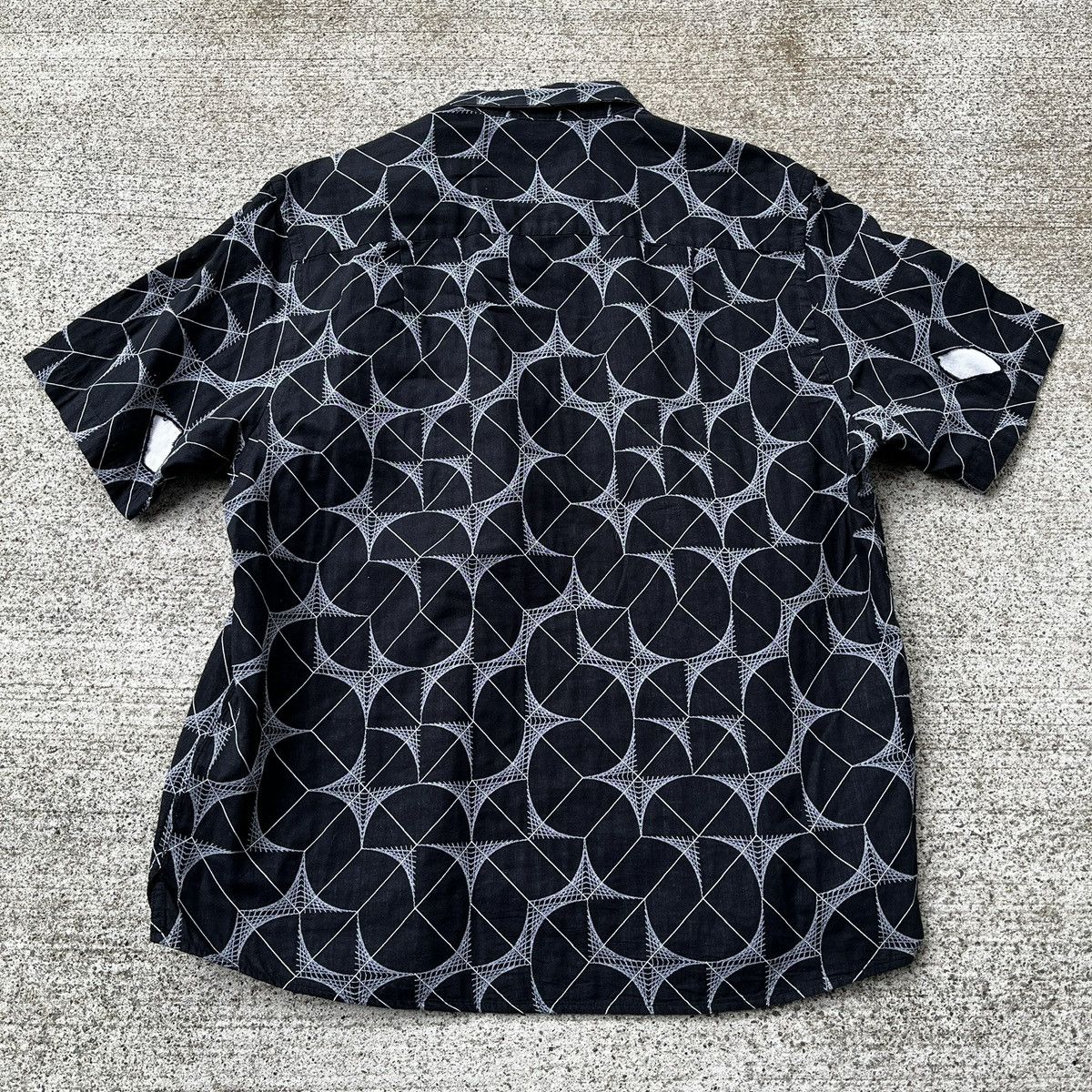 Vintage Vintage Avant Garde Button Up Size L 90’s Y2K Size US L / EU 52-54 / 3 - 7 Thumbnail