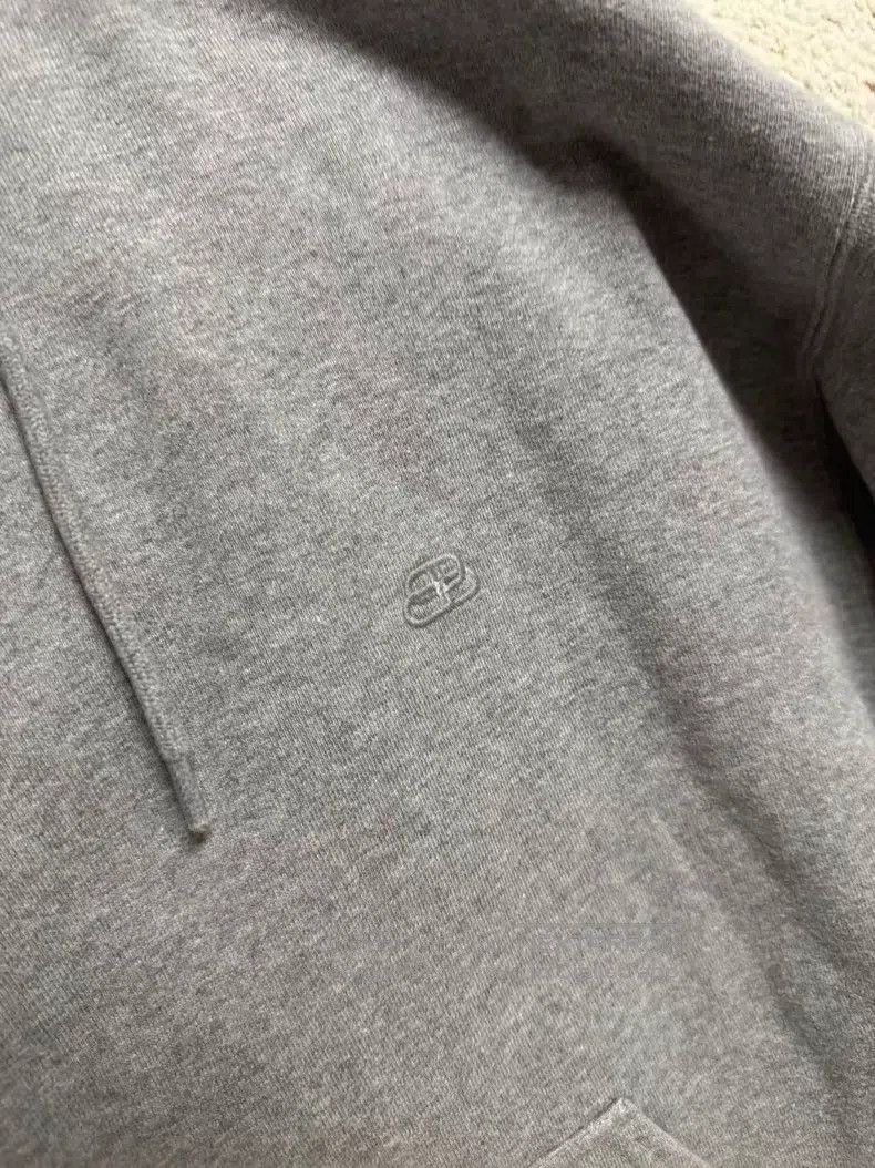 Balenciaga Balenciaga Small buckle hoodie Size US M / EU 48-50 / 2 - 2 Thumbnail