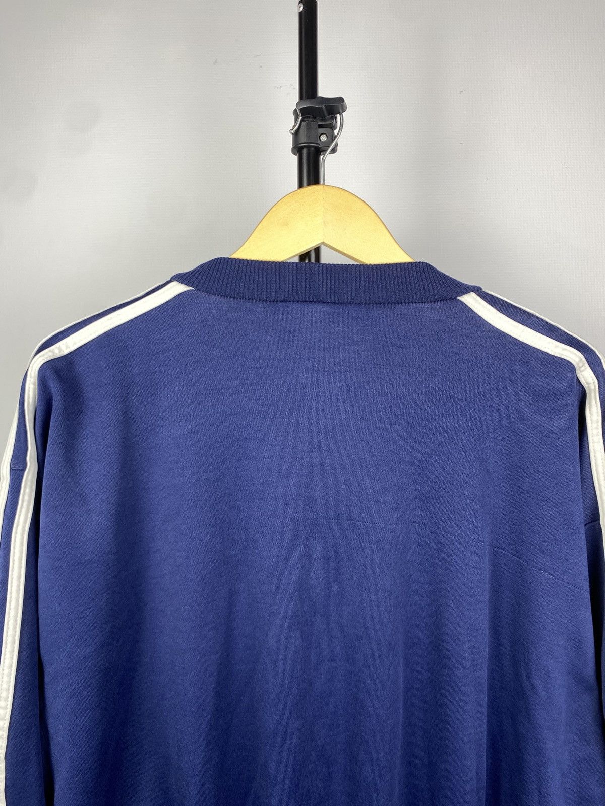 Adidas × Vintage Vintage Adidas Faded Big Logo Sweatshirt Rare Y2K Germany Size US L / EU 52-54 / 3 - 10 Thumbnail