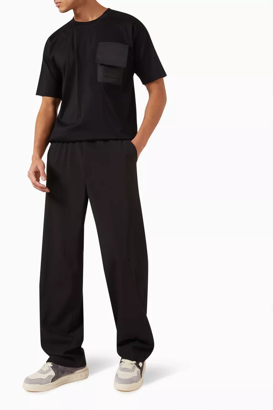 Valentino o1y0525 Logo T-Shirt in Black Size US S / EU 44-46 / 1 - 4 Thumbnail