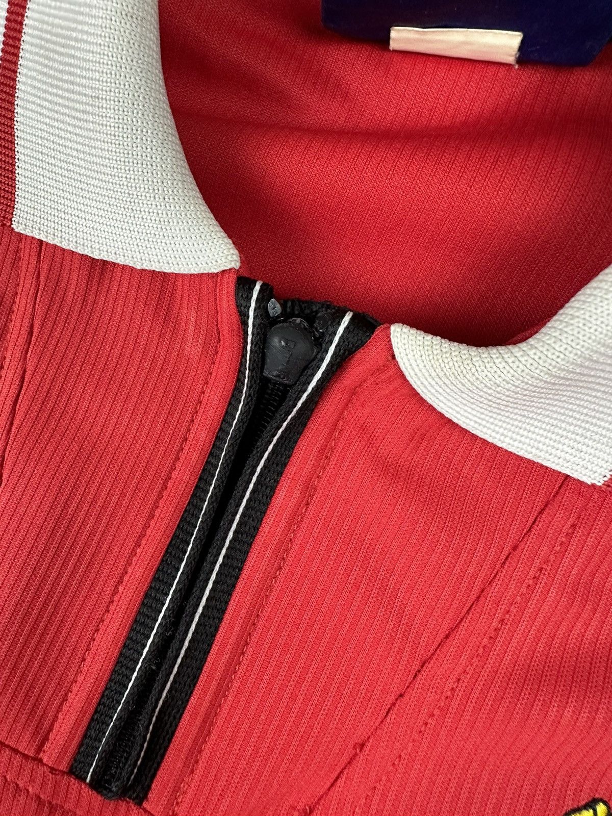 Umbro Umbro Manchester United 1998/99 Home Soccer Retro Jersey Size US XS / EU 42 / 0 - 5 Thumbnail