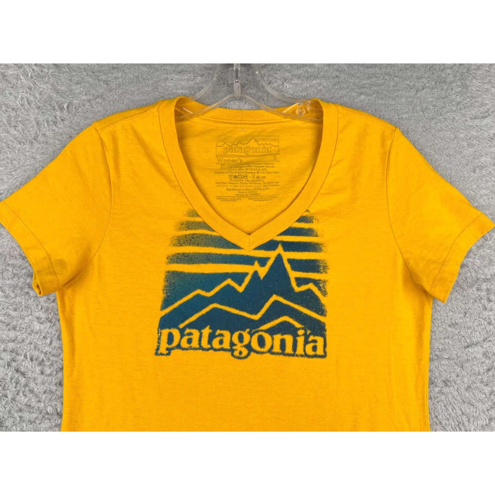 Patagonia Patagonia Shirt Women S Yellow Short Sleeve V-Neck Cotton Blend Distressed T-Shirt Casual Outdoor All Seasons Mens Womens Boys Girls Size S / US 4 / IT 40 - 4 Thumbnail