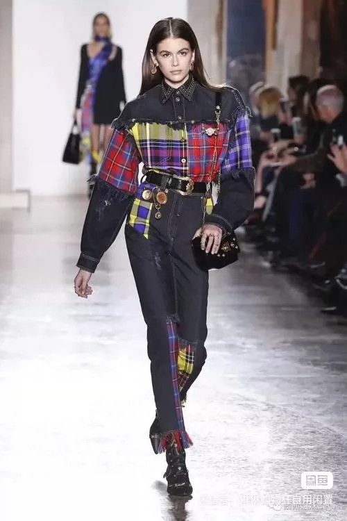 Versace Versace Denim willow studded fringed jacket Size M / US 6-8 / IT 42-44 - 3 Thumbnail