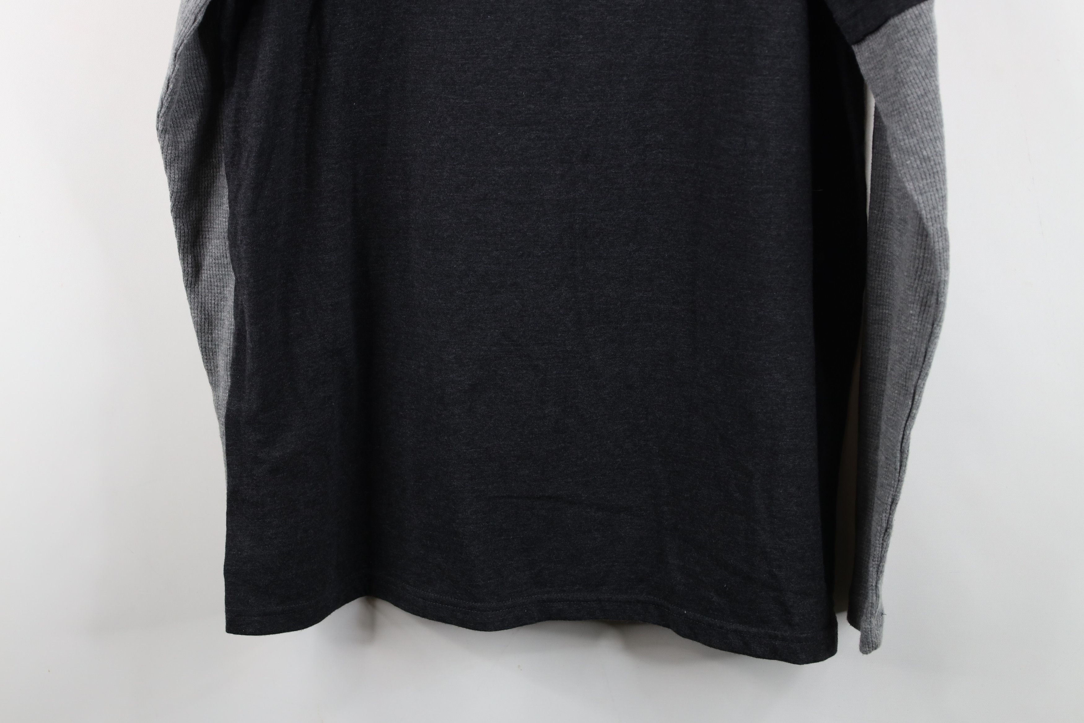 Vintage Y2K Waffle Knit Call of Duty Black OPS III T-Shirt Gray Size US L / EU 52-54 / 3 - 13 Thumbnail