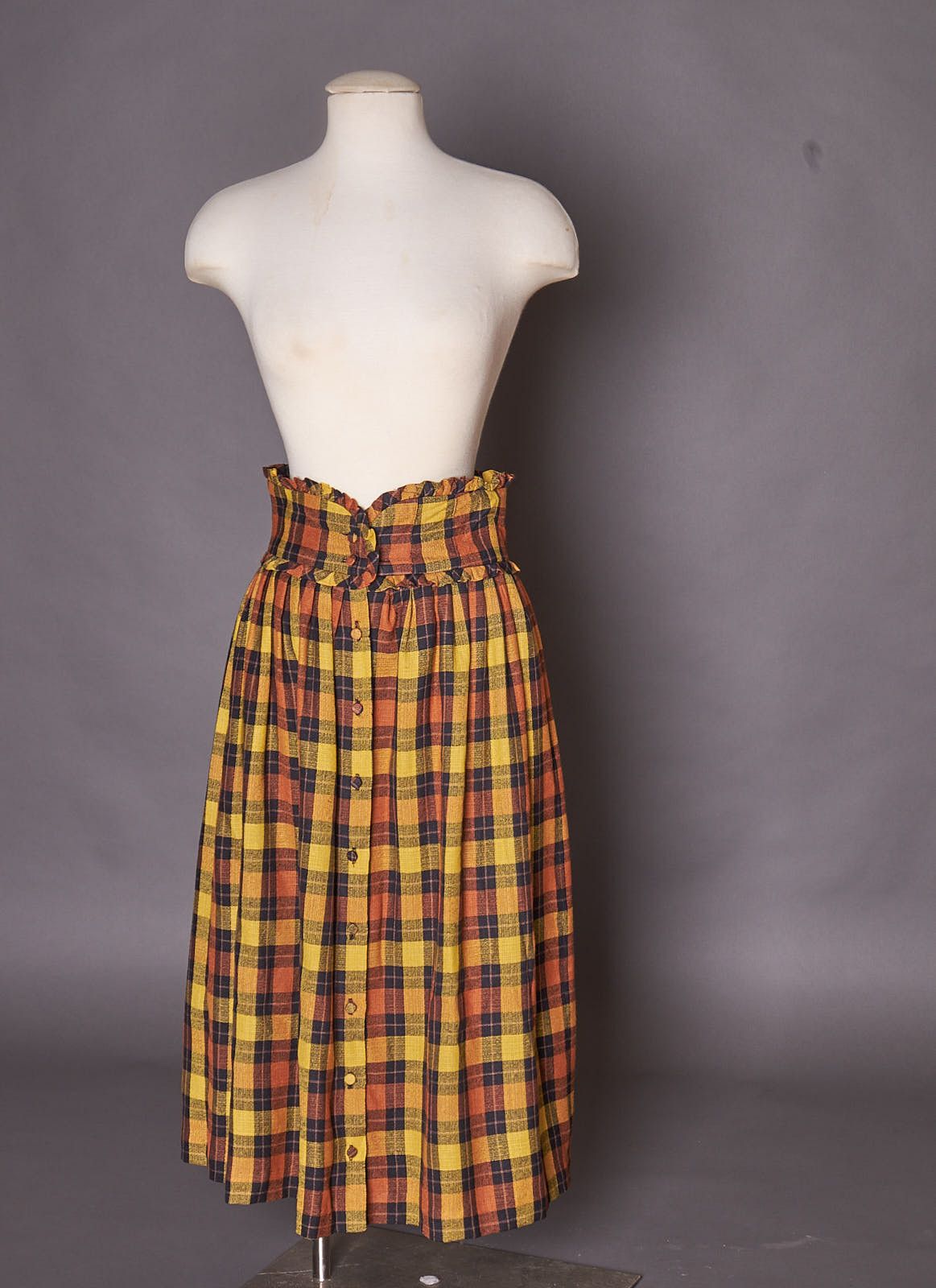 Vintage 1980s Ruffle Waist Plaid Golden Button Up Skirt Size 28" / US 6 / IT 42 - 1 Thumbnail