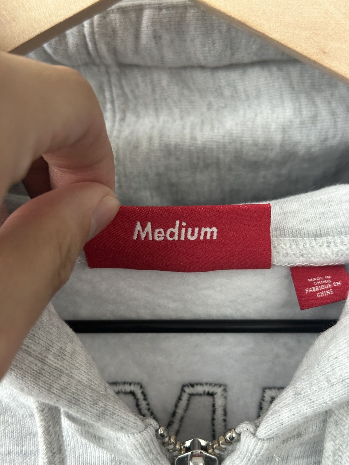 Supreme Supreme Warriors Applique Zip Up Hoodie Grey Size US M / EU 48-50 / 2 - 12 Thumbnail