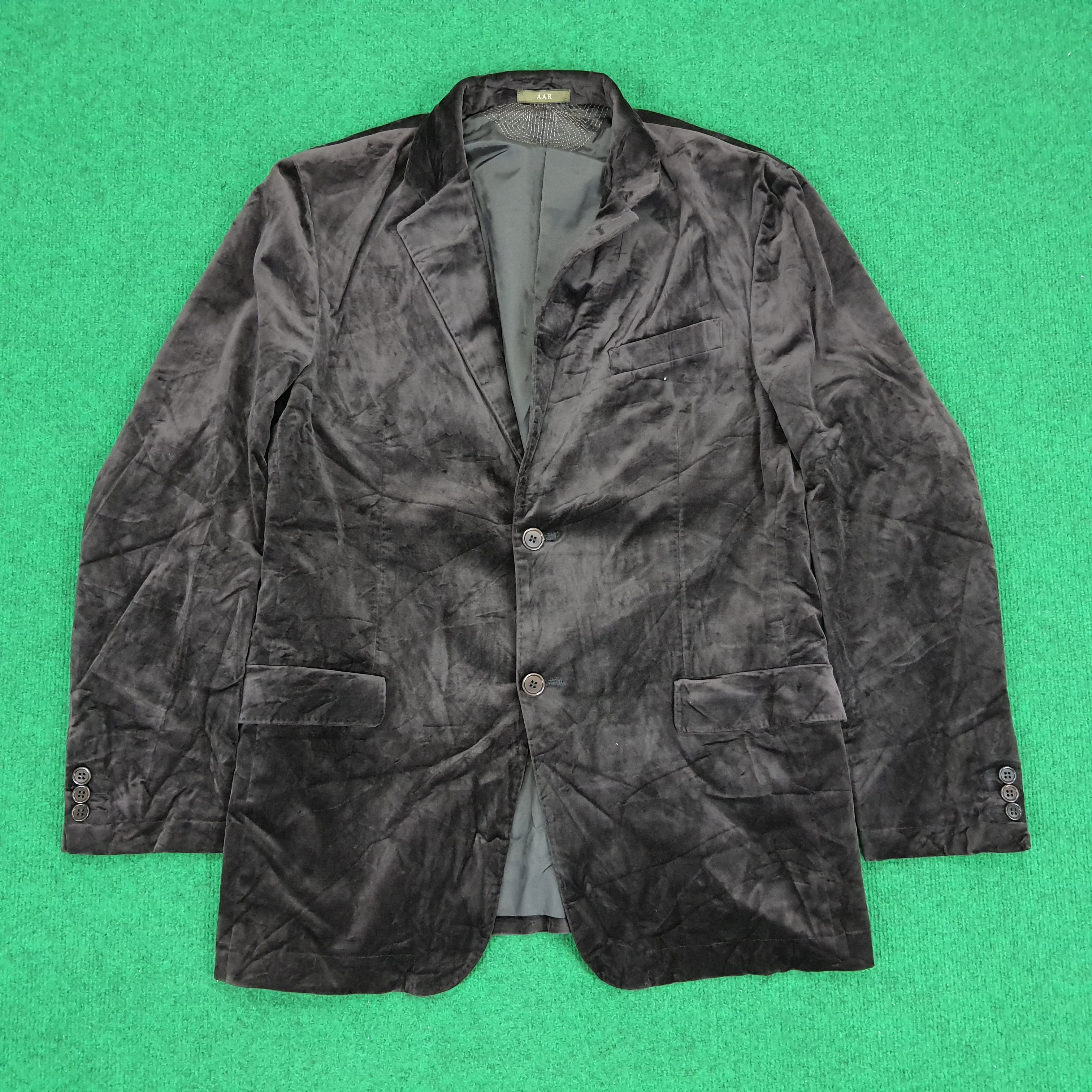 Japanese Brand Vintage Yohji Yamamoto A.A.R Velvet Blazer Size US M / EU 48-50 / 2 - 1 Thumbnail