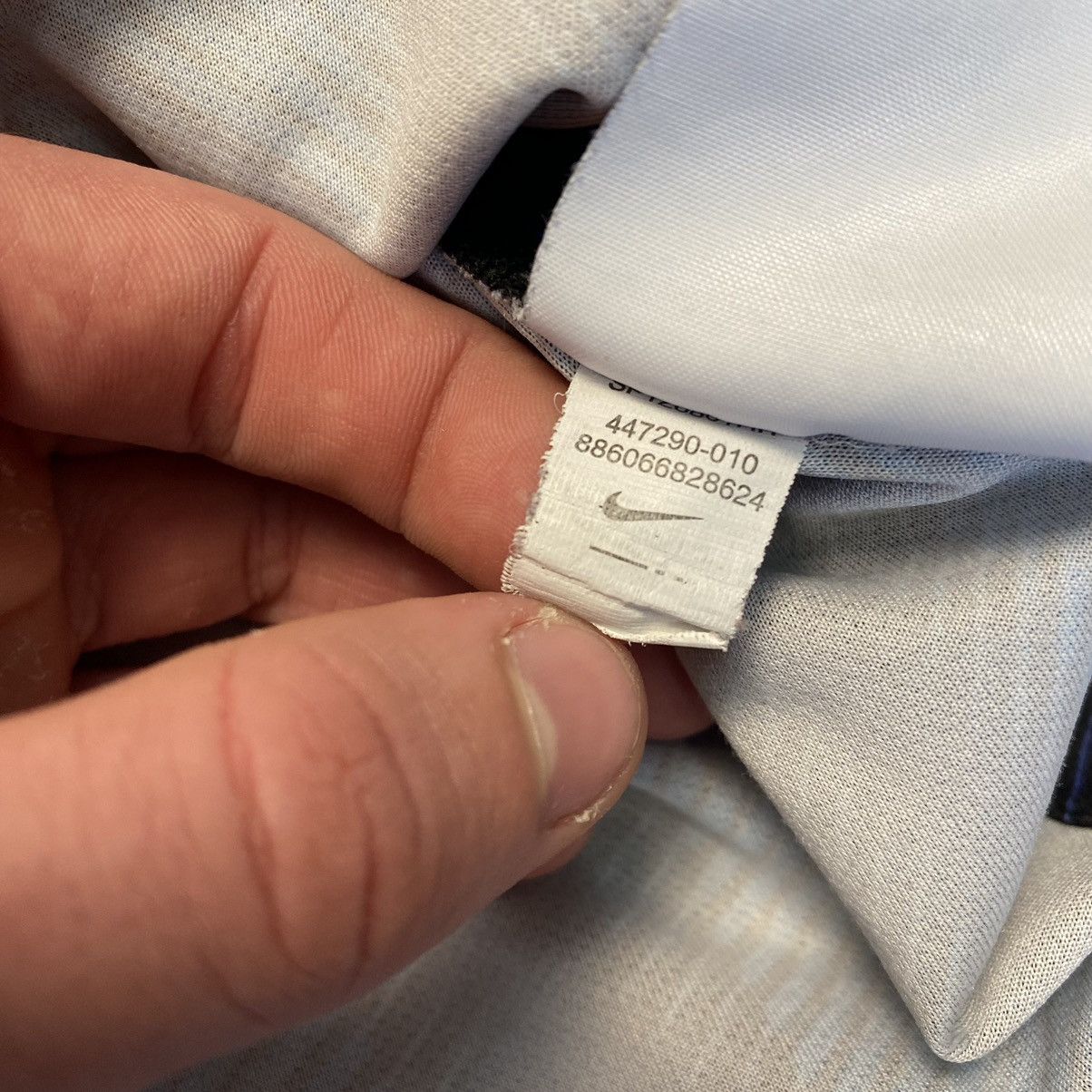 Vintage Vintage Nike FC Inter National Firelli Team soccer jersey Size US S / EU 44-46 / 1 - 12 Thumbnail