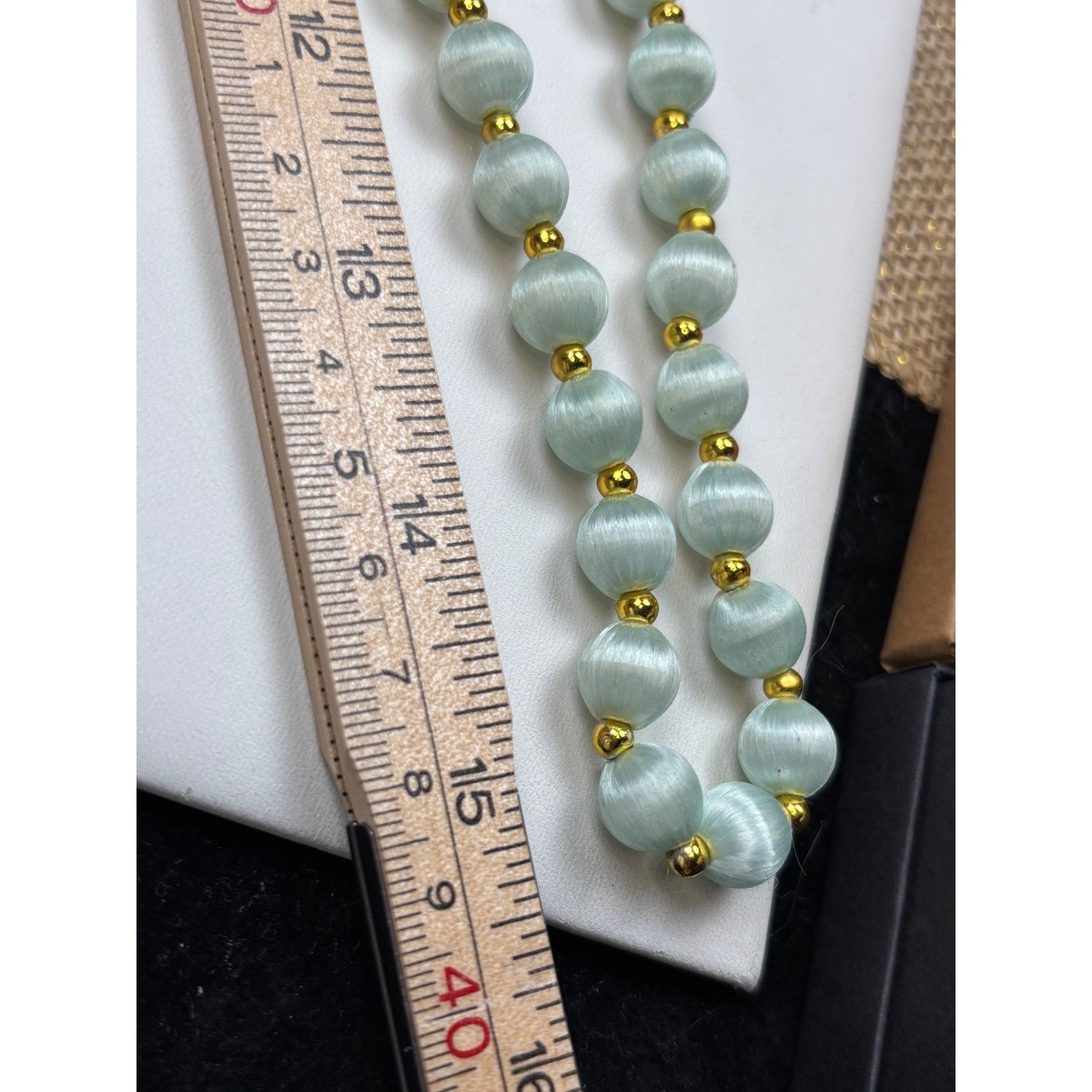 Other Vintage Style Light mint green Satin threaded Bead Necklace Size ONE SIZE - 3 Thumbnail